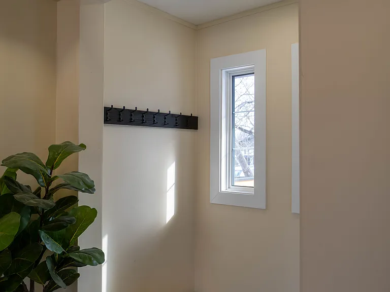 223 Rita St — Photo 12