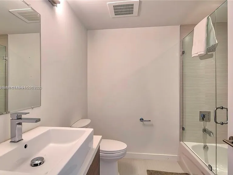 1010 SW 2nd Ave #609 — Photo 20