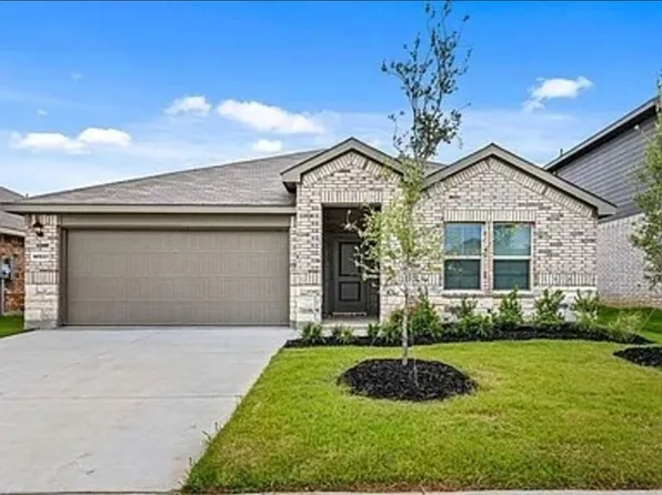 9428 Golden Tree Ave, Fort Worth, TX 76108