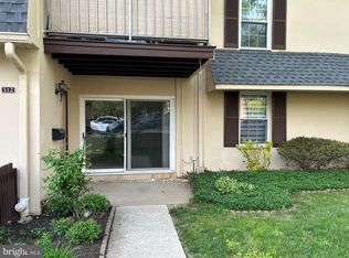 312 Old Forge Xing #312, Devon, PA 19333