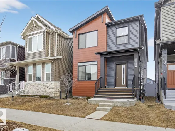 1120 Plum Ln SW, Edmonton, AB T6X 3A6