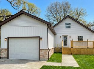 1038 Davis Rd, Hamilton, OH