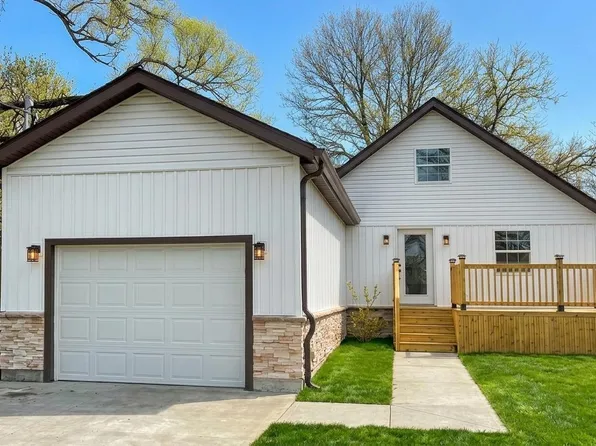 1038 Davis Rd, Hamilton, OH 45013