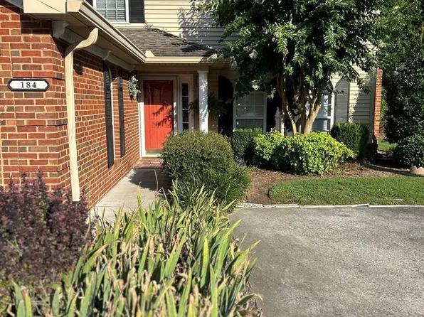 1696 Red Oak Dr Unit 184, Dalton, GA 30721