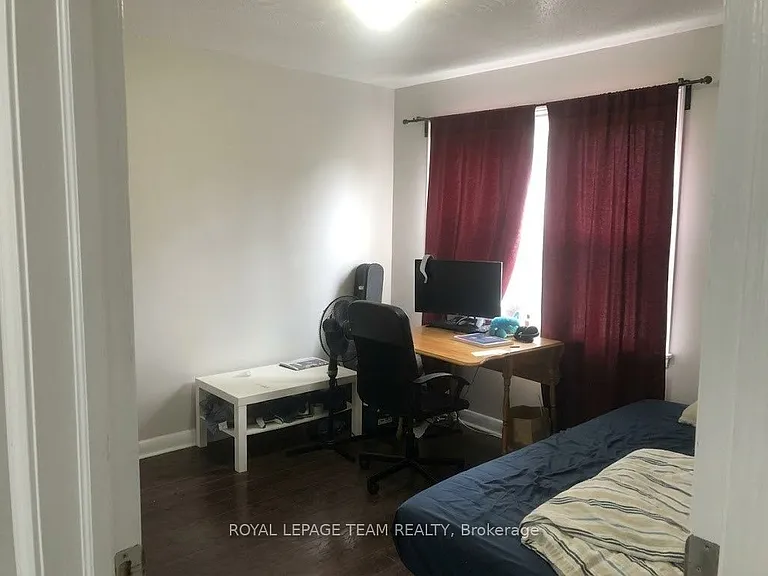 1220 Dorchester Ave — Photo 9