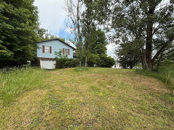 4th image of 60 Deer Creek Dr