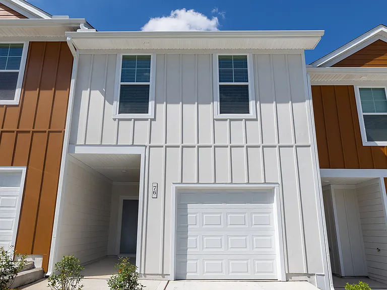 Tessa Barrow Crossing Townhomes — Photo 56
