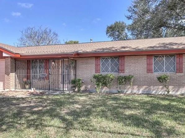 3714 Tiger Ln, Corpus Christi, TX 78415