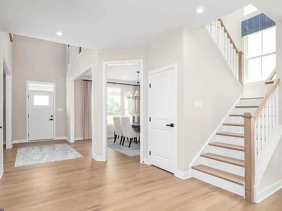 3rd image of 312 Campus Dr