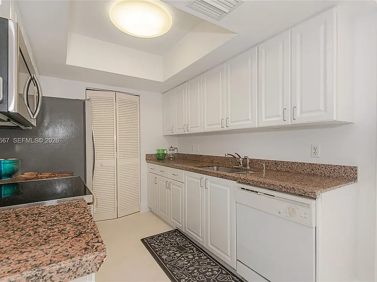 90 Alton Rd #1007 — Photo 13