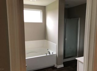 11920 Trottingham Cir, Louisville, KY 40299