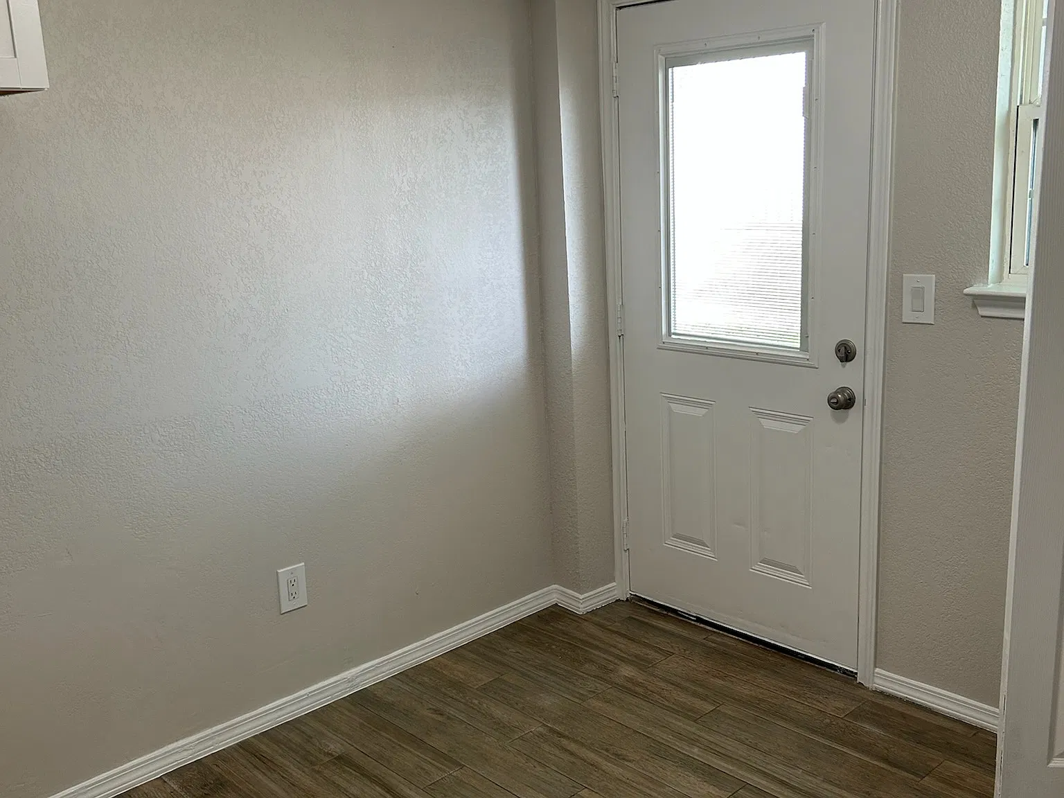 102 River Road - K — Photo 3