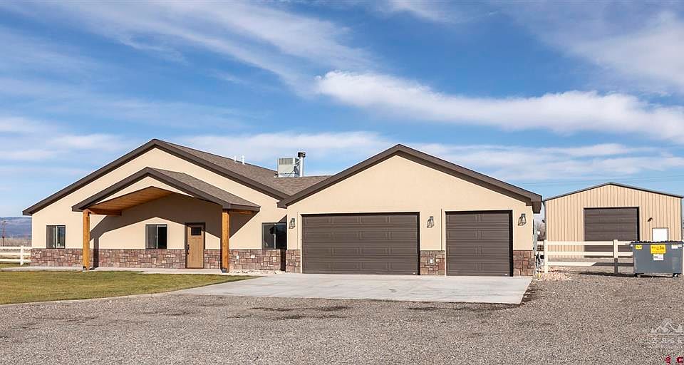 1st image of 1809 Snaffle Bit Road