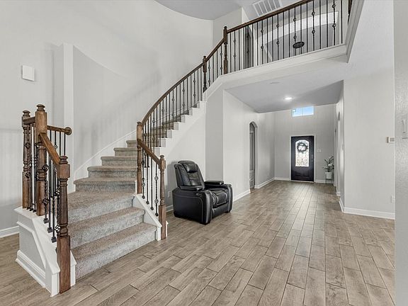 5th image of 2822 Knotty Forest Dr
