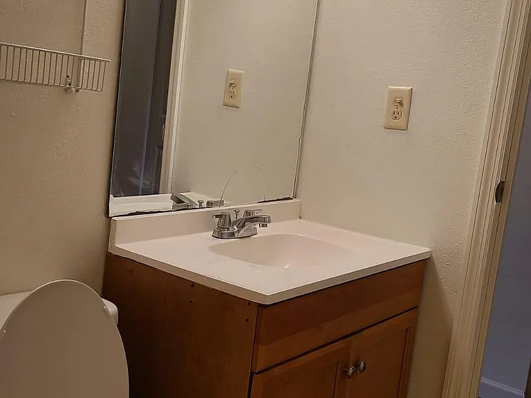 6519 W Newberry Rd #303 — Photo 8
