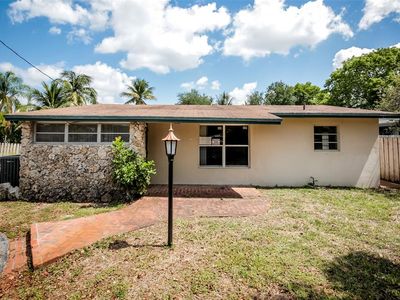 871 SW 10th St, Pompano Beach, FL, 33060