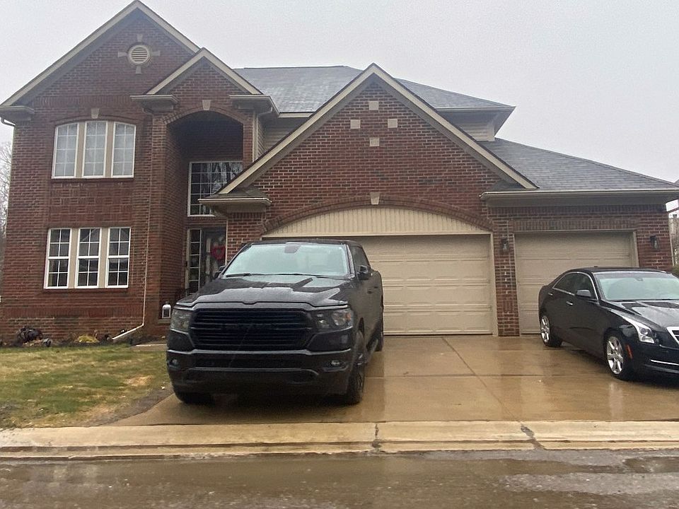 1st image of 24693 Pembrooke Dr