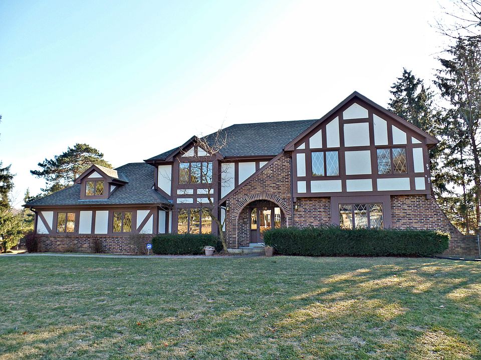 1st image of 511 Riverview Dr