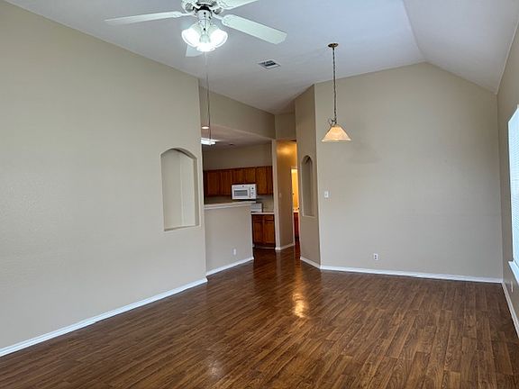 4th image of 2853 Southampton Way APT B