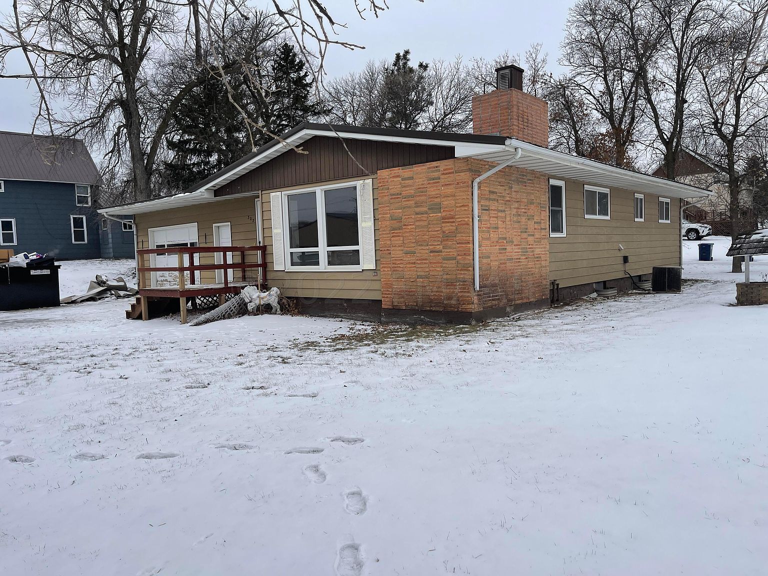 302 Oak St, Lisbon, ND 58054 Zillow