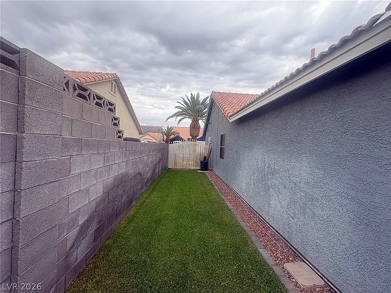 4402 Cassandra Dr — Photo 24