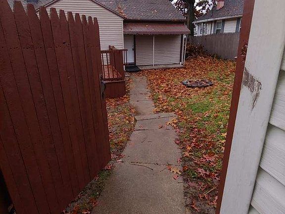2nd image of 393 Sieber Ave