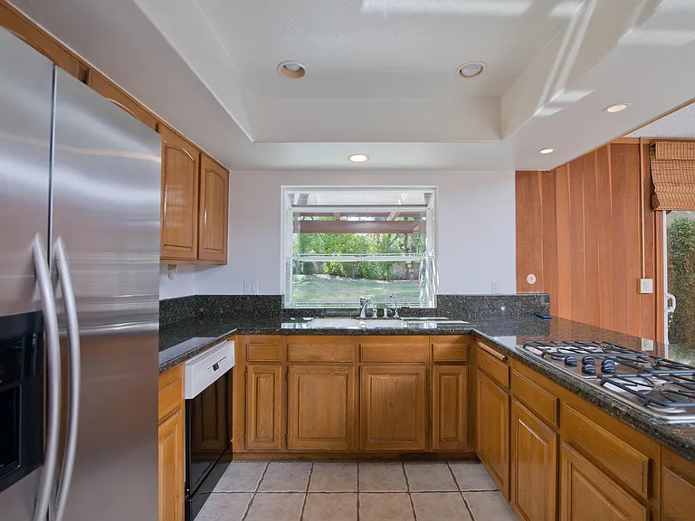 7420 Bernadine Ave — Photo 8