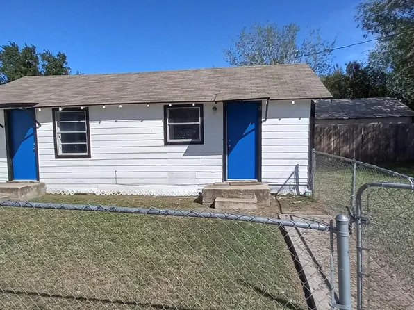 217 SW 6th St #3, Premont, TX 78375