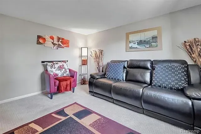 4753 Quarton Rd — Photo 28
