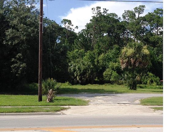 2nd image of 322 NE State Road 26