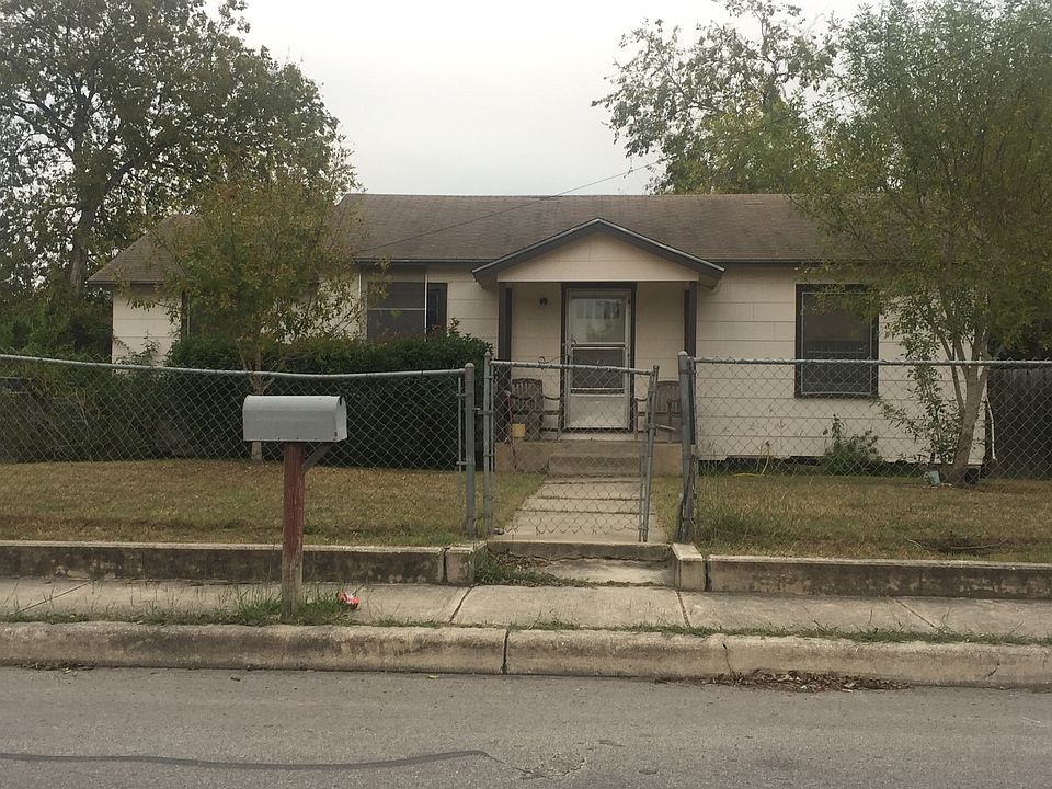 1st image of 854 SW 39th St