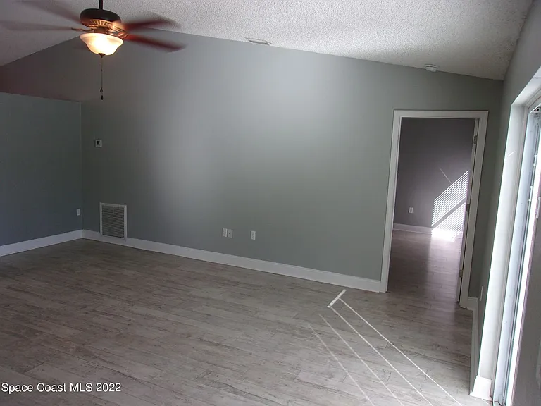 6895 Grissom Pkwy — Photo 21