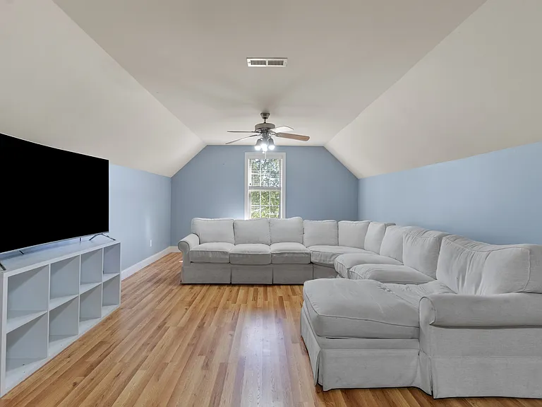103 Arabian Cir — Photo 21