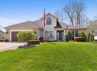 13715 Hammerhill Way, Fort Wayne, IN 46845