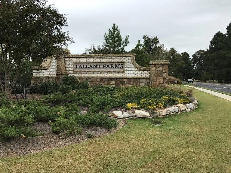 4350 Cordova Ln — Photo 4