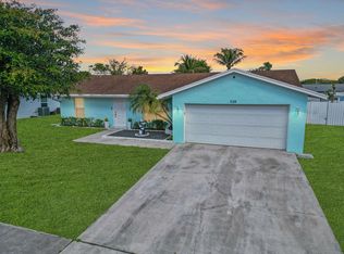110 Bobwhite Rd, Royal Palm Beach, FL 33411