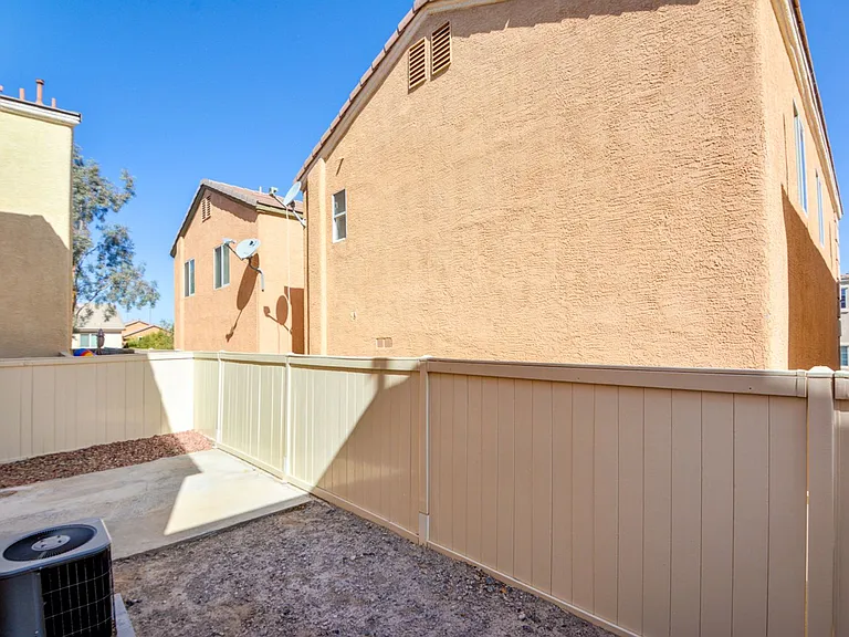 11119 African Sunset St — Photo 30