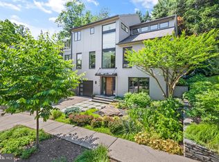 2926 Garfield St NW, Washington, DC 20008