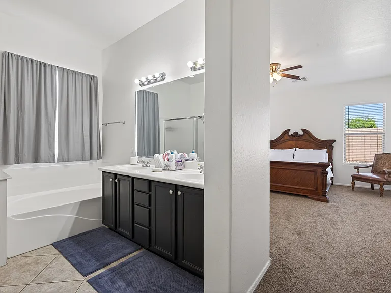 17846 W Buckhorn Dr — Photo 10