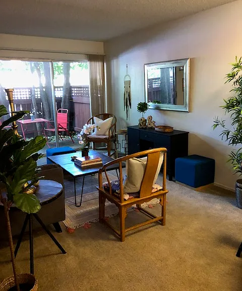 Viking Apartments — Photo 23