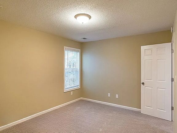 4th image of 5985 Zane Ct