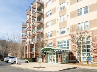 273 Cambridge Rd APT 204, Woburn, MA 01801