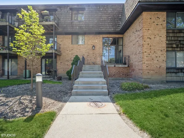 4 Oak Creek Dr APT 1504, Buffalo Grove, IL 60089