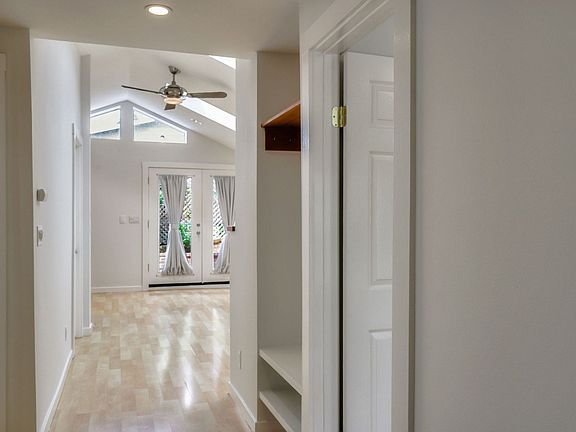 3rd image of 3669 Madrone Ave