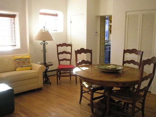 2nd image of 814 Galisteo St
