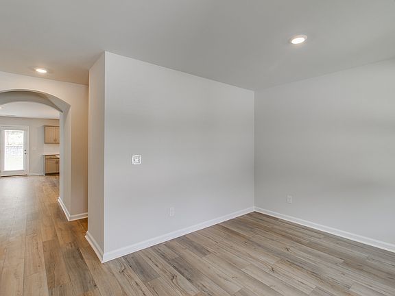 5th image of 3699 Stedding Pl