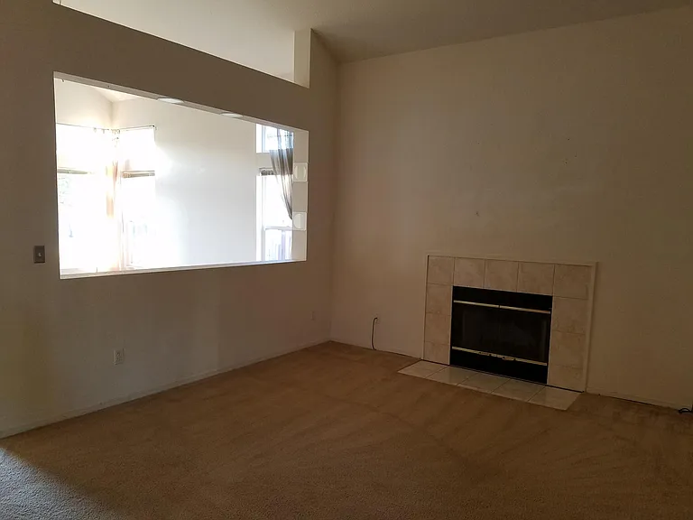 960 Cloverbrook Cir — Photo 9
