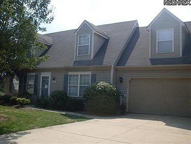 1st image of 755 Heath Ln