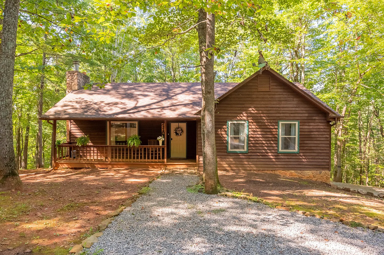 110 Hickory Lake Ln photo 1