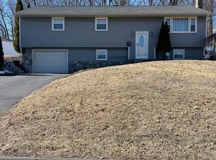 3 Hale Rd, Enfield, CT 06082